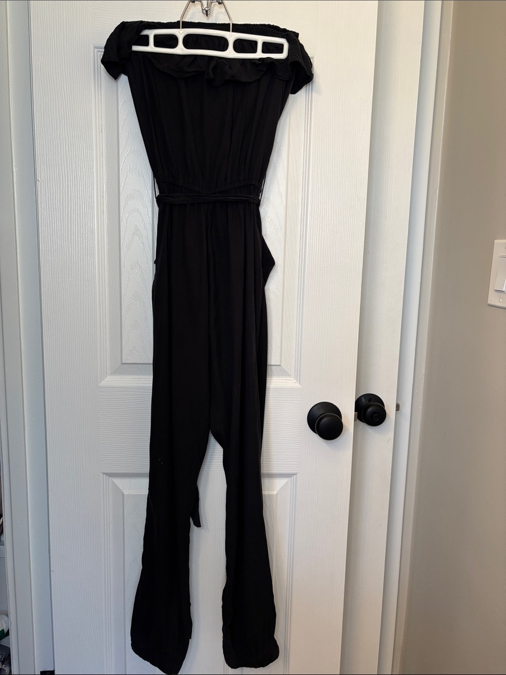G by Guess Black Off-Shoulder Smocked Jumpsuit - Picture 5 of 6